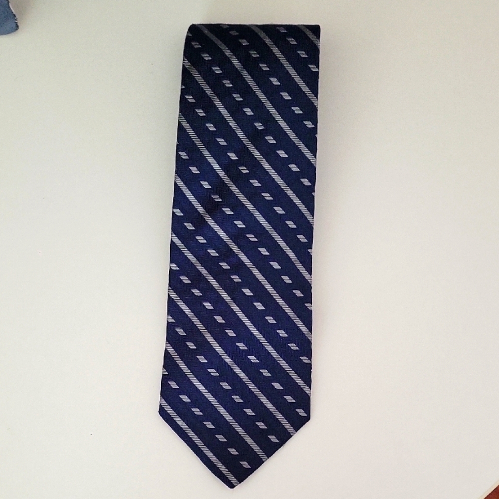 Jhane Barnes Navy and Silver Striped Tie
